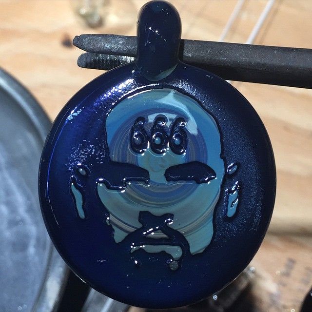 Dwreck selfie pendy 666